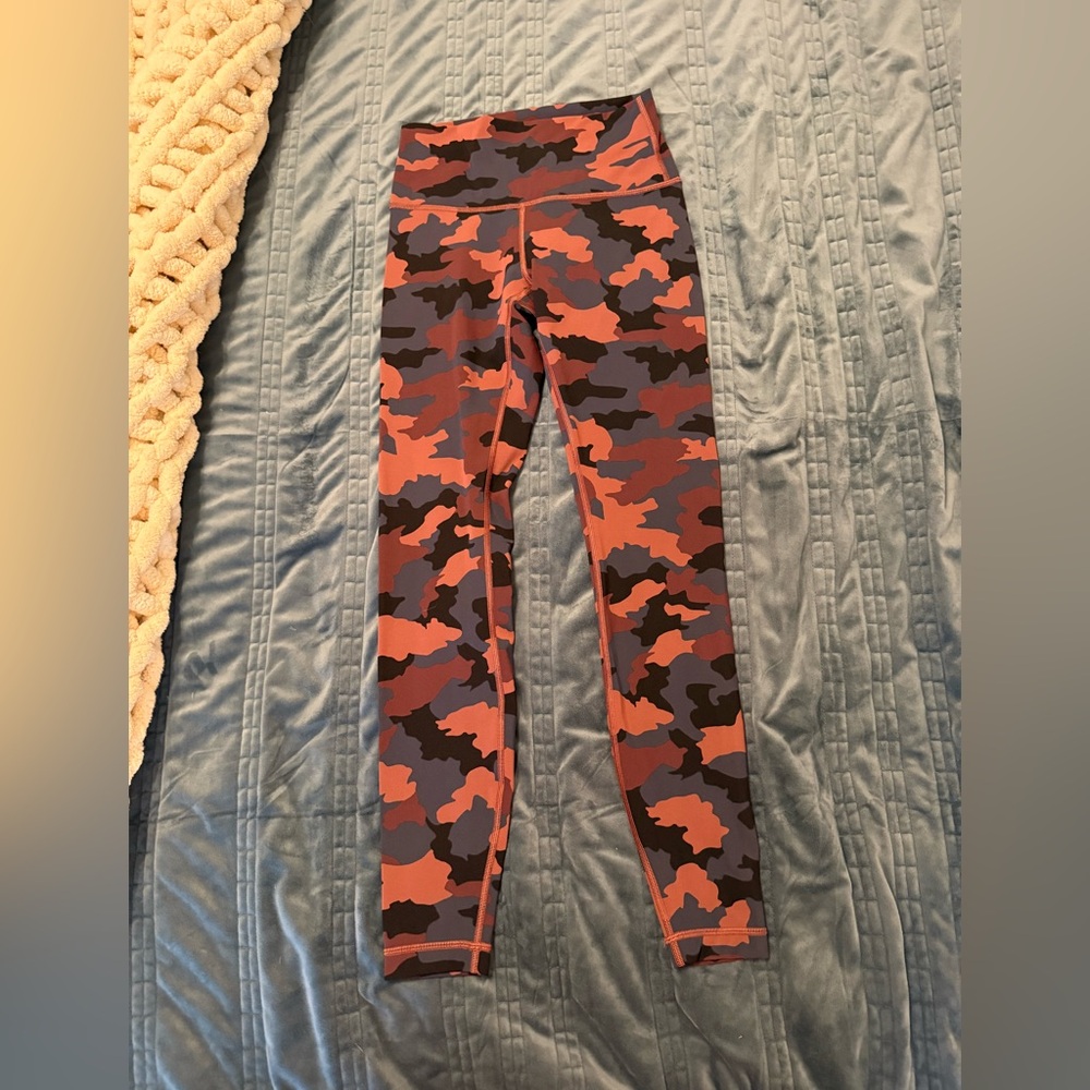 Lululemon Wonder Train High Rise Tight